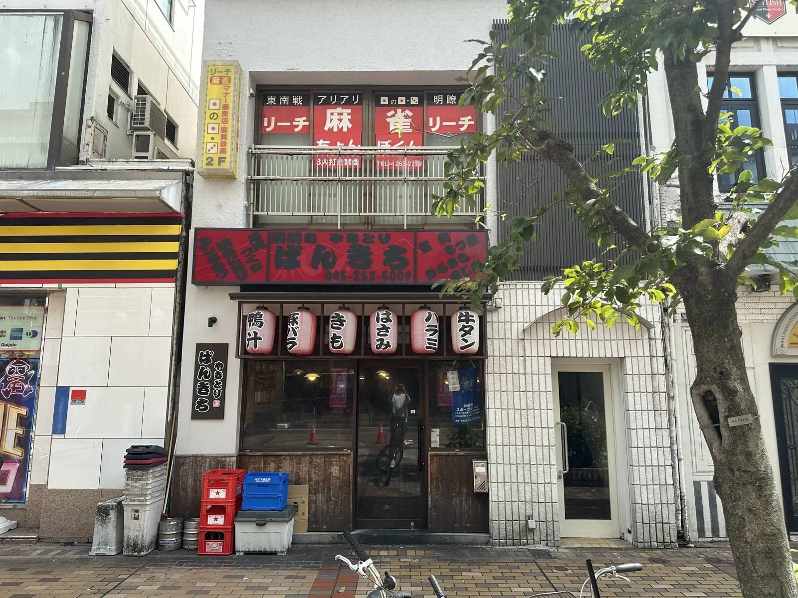 店舗外観(2F)